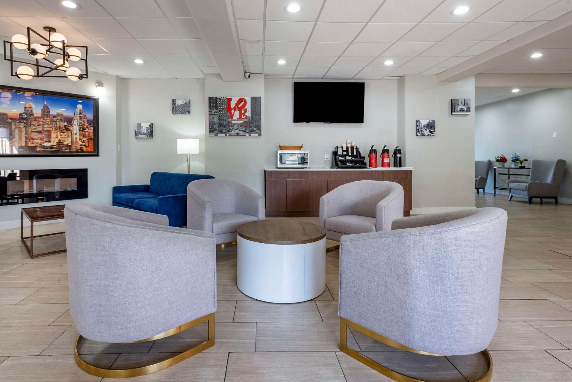 Comfort Inn Philadelphia International Airport West Честер Экстерьер фото