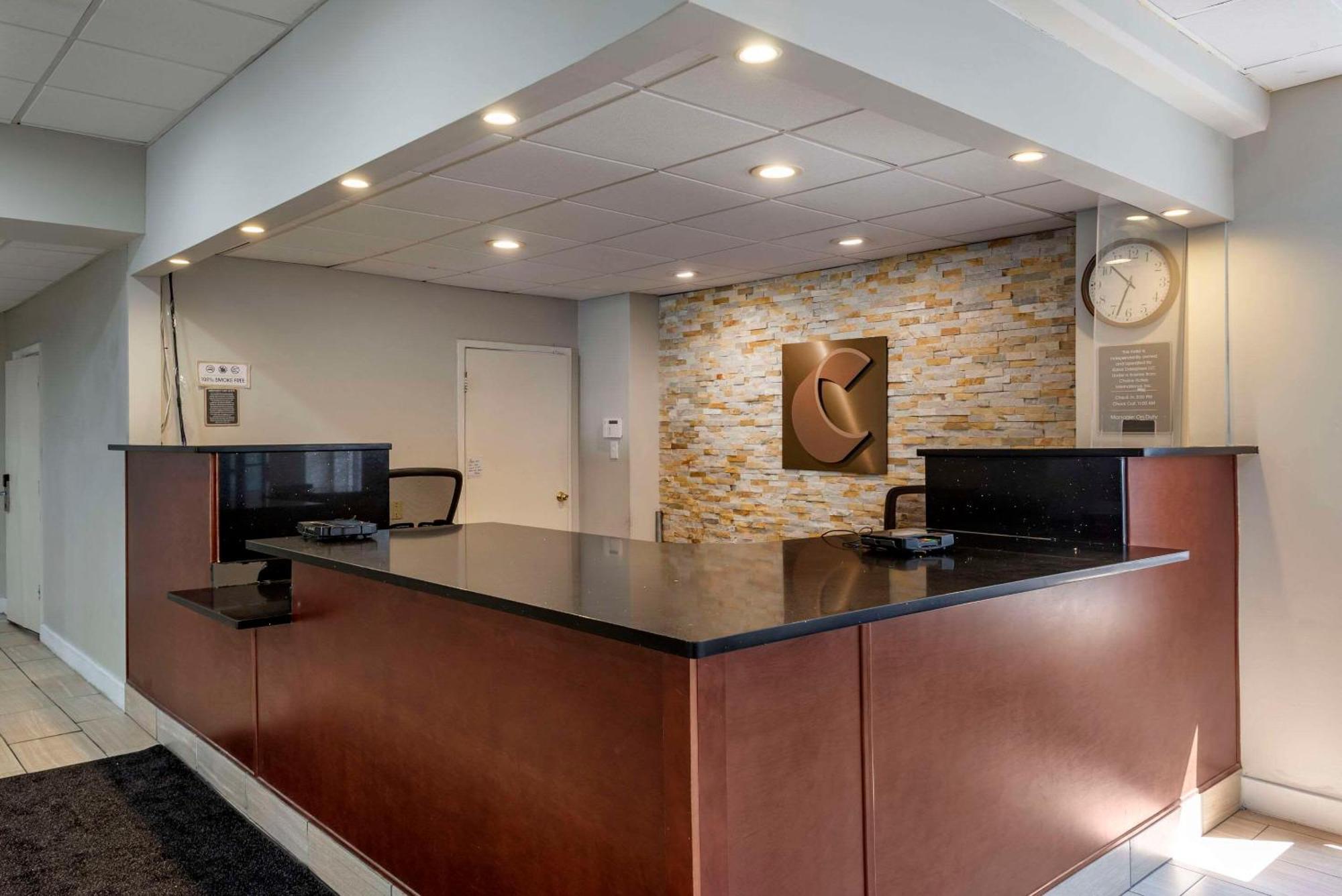 Comfort Inn Philadelphia International Airport West Честер Экстерьер фото