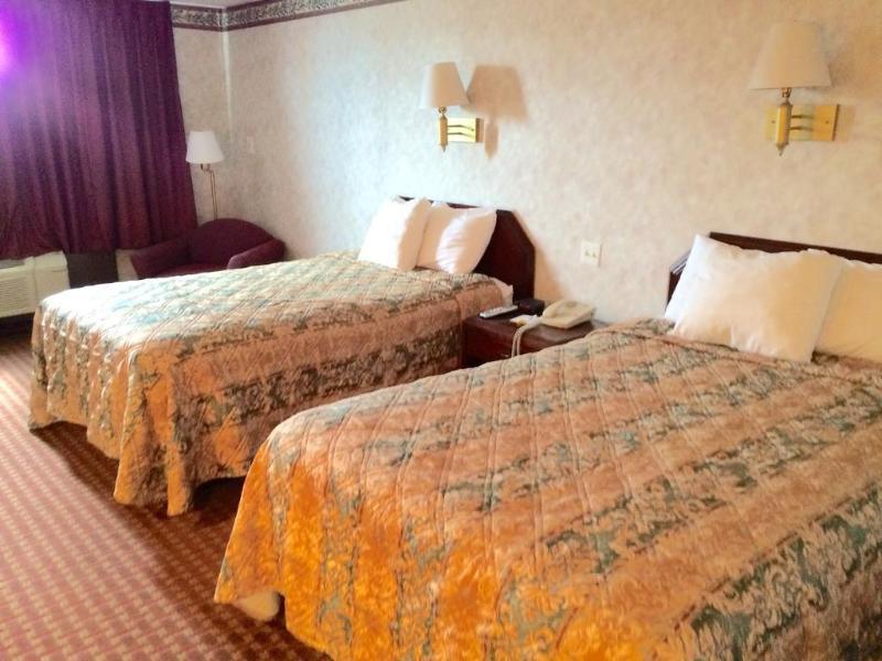 Comfort Inn Philadelphia International Airport West Честер Экстерьер фото