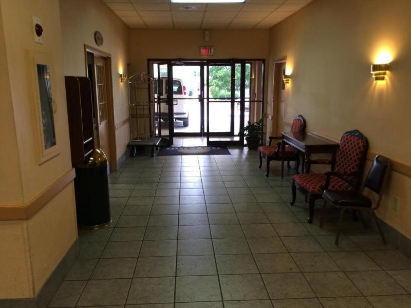 Comfort Inn Philadelphia International Airport West Честер Экстерьер фото