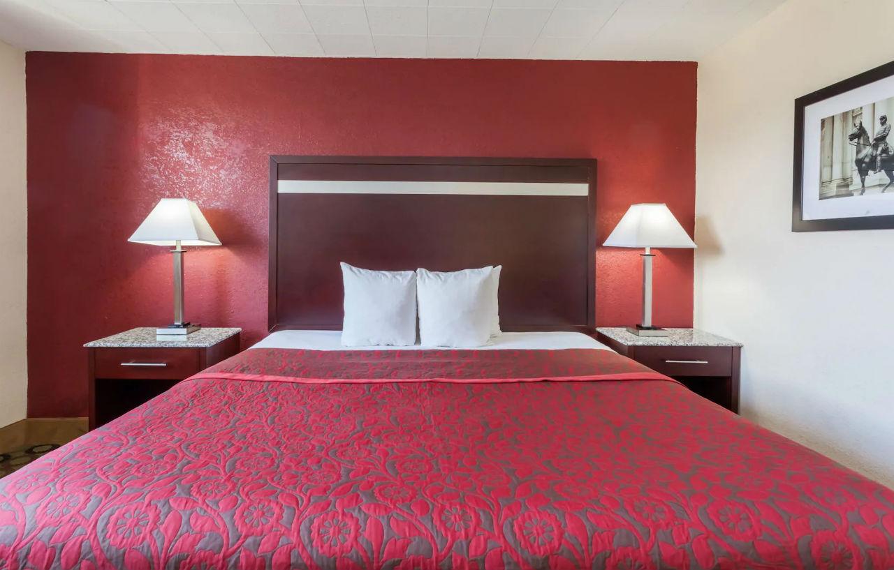 Comfort Inn Philadelphia International Airport West Честер Экстерьер фото